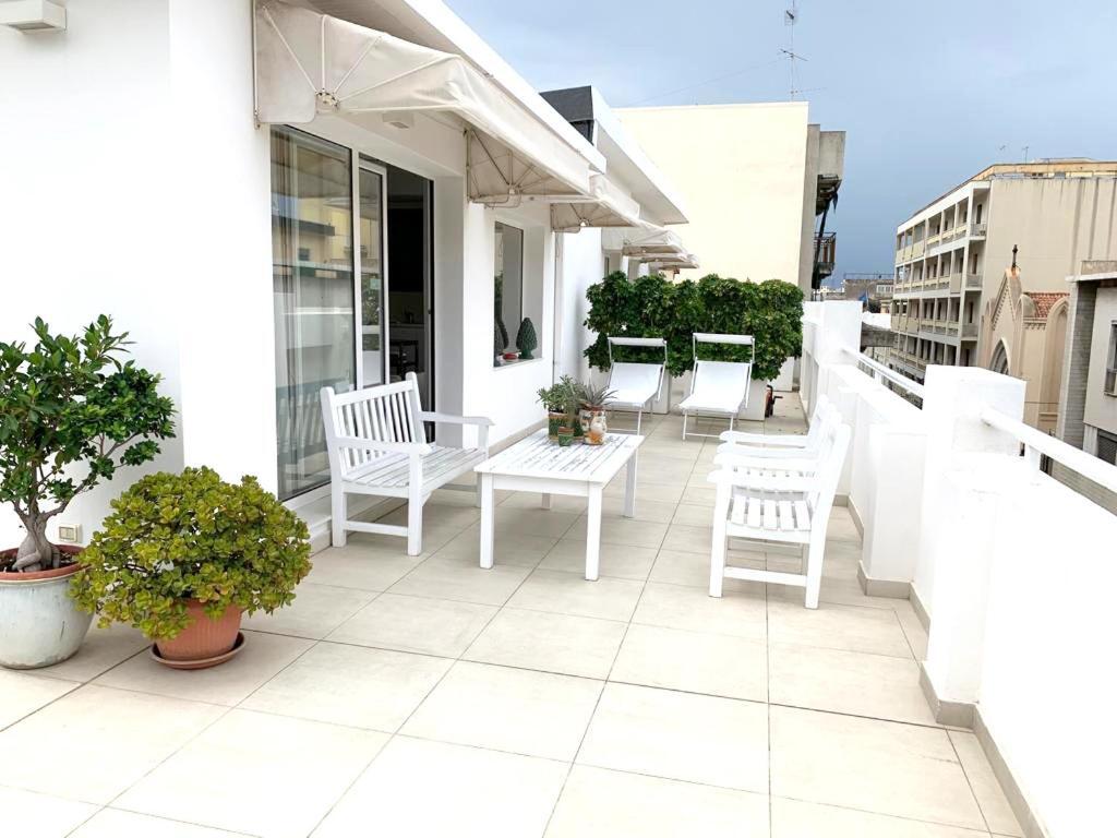 Siracusa Luxury Apartment Reggio Calabria Esterno foto